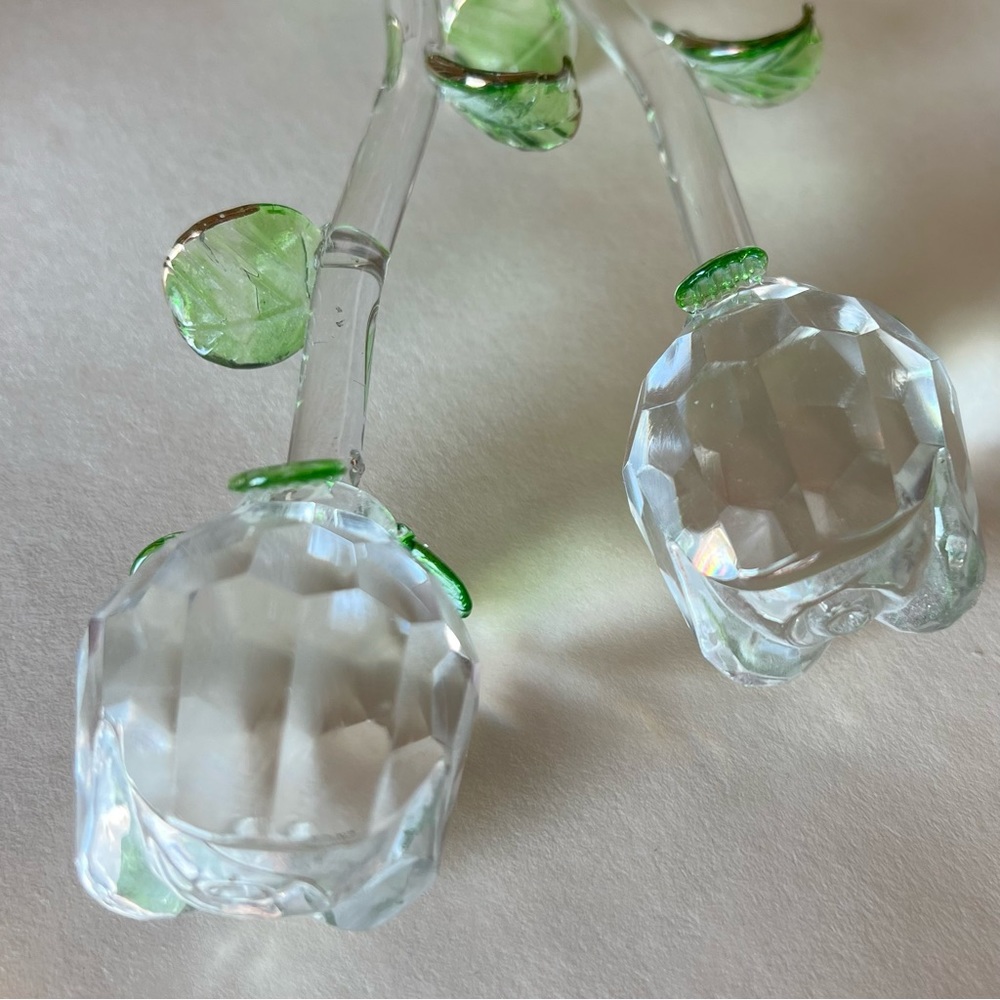 Vintage, set of 2. Glass long stem clear roses - Picture 7 of 7